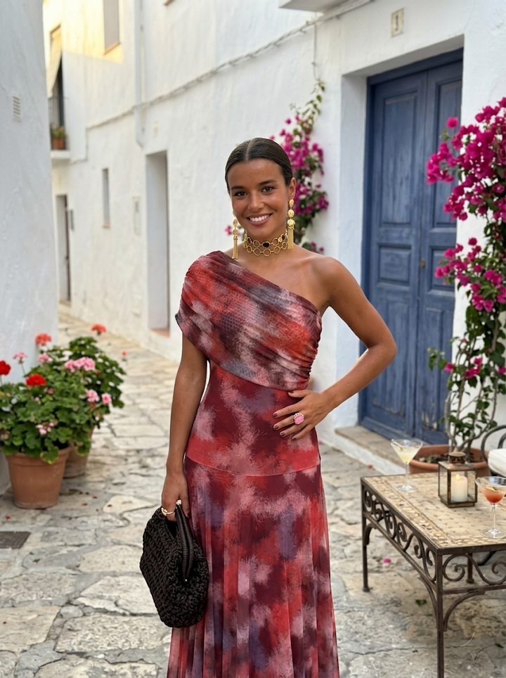 Maya | Elegant and simple maxi dress
